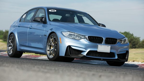 Trouver votre voiture idéale avec une agence automobile